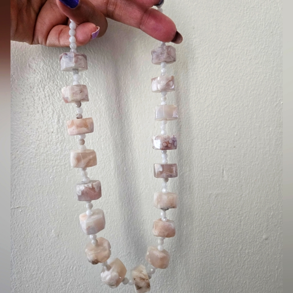 Agate stone necklace